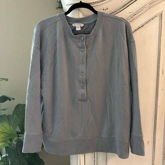 Athleta Balance Henley Baby Blue Sweatshirt, Women’s size Large - Picture 2 of 7